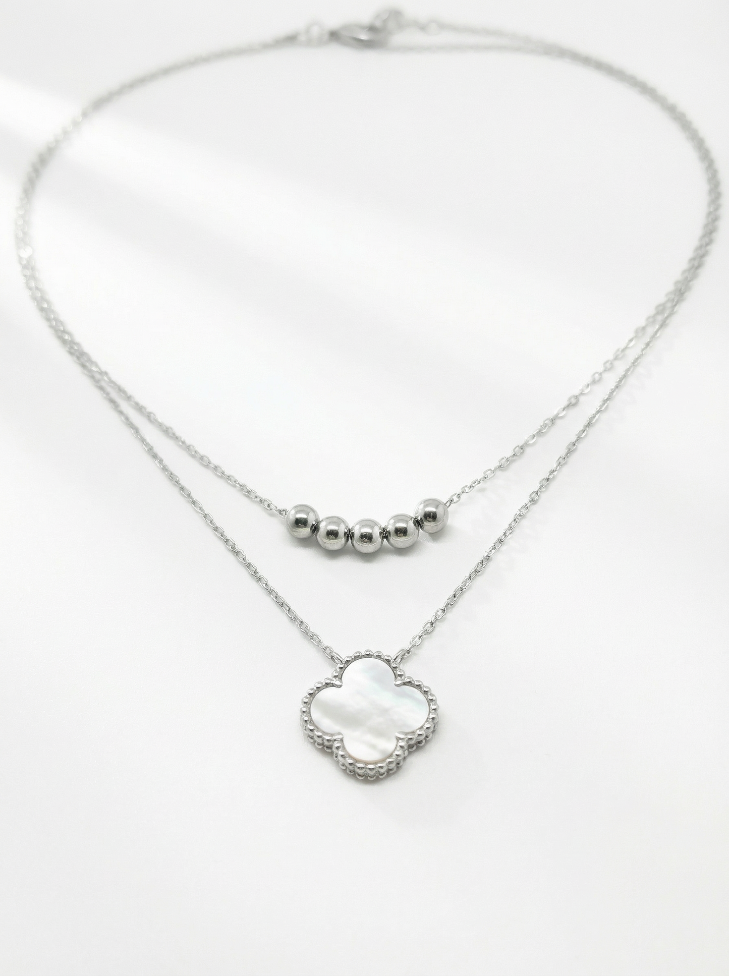 Colar Vancleff Madreperola