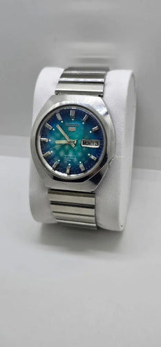 Seiko Azul Aut. Vintage 7009 8200 Puls. Escovada Prateado Azul-celeste