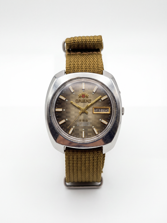 Orient 3 Stars - Golden Chess